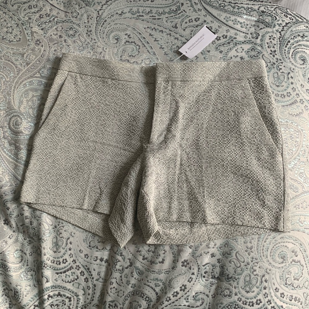 Banana republic shorts size 4 regular